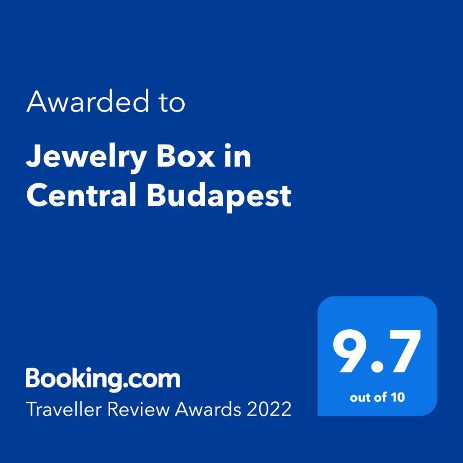Jewelry Box In Central Budapest Luaran gambar
