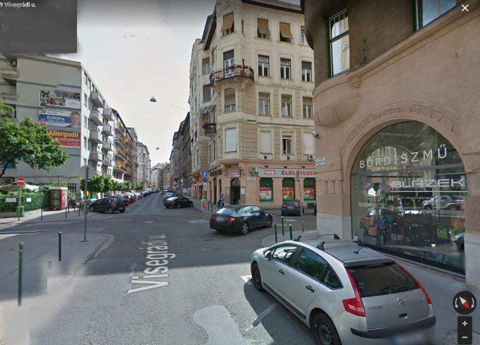 Jewelry Box In Central Budapest Luaran gambar